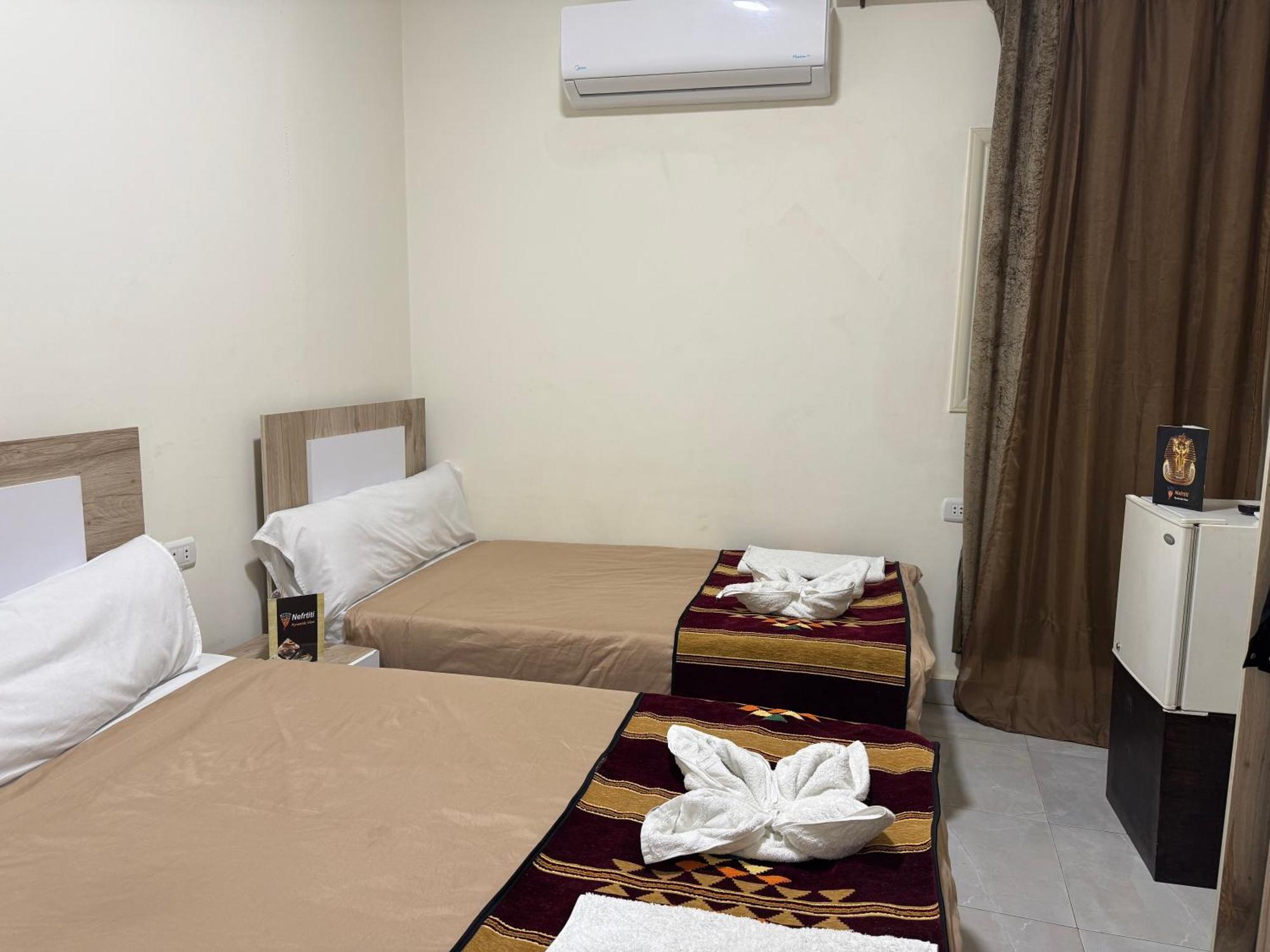 Nefertiti Pyramids View Hotel Cairo Exterior photo