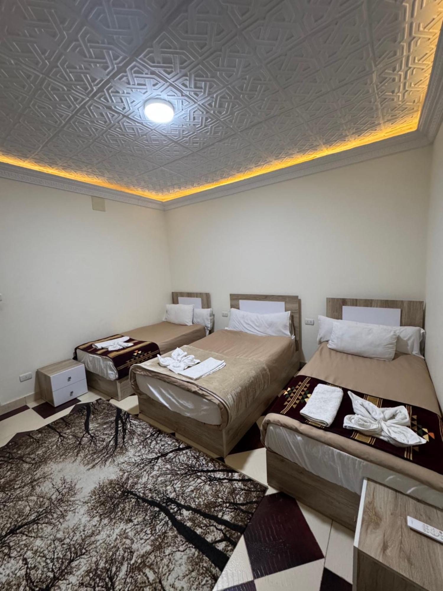 Nefertiti Pyramids View Hotel Cairo Exterior photo