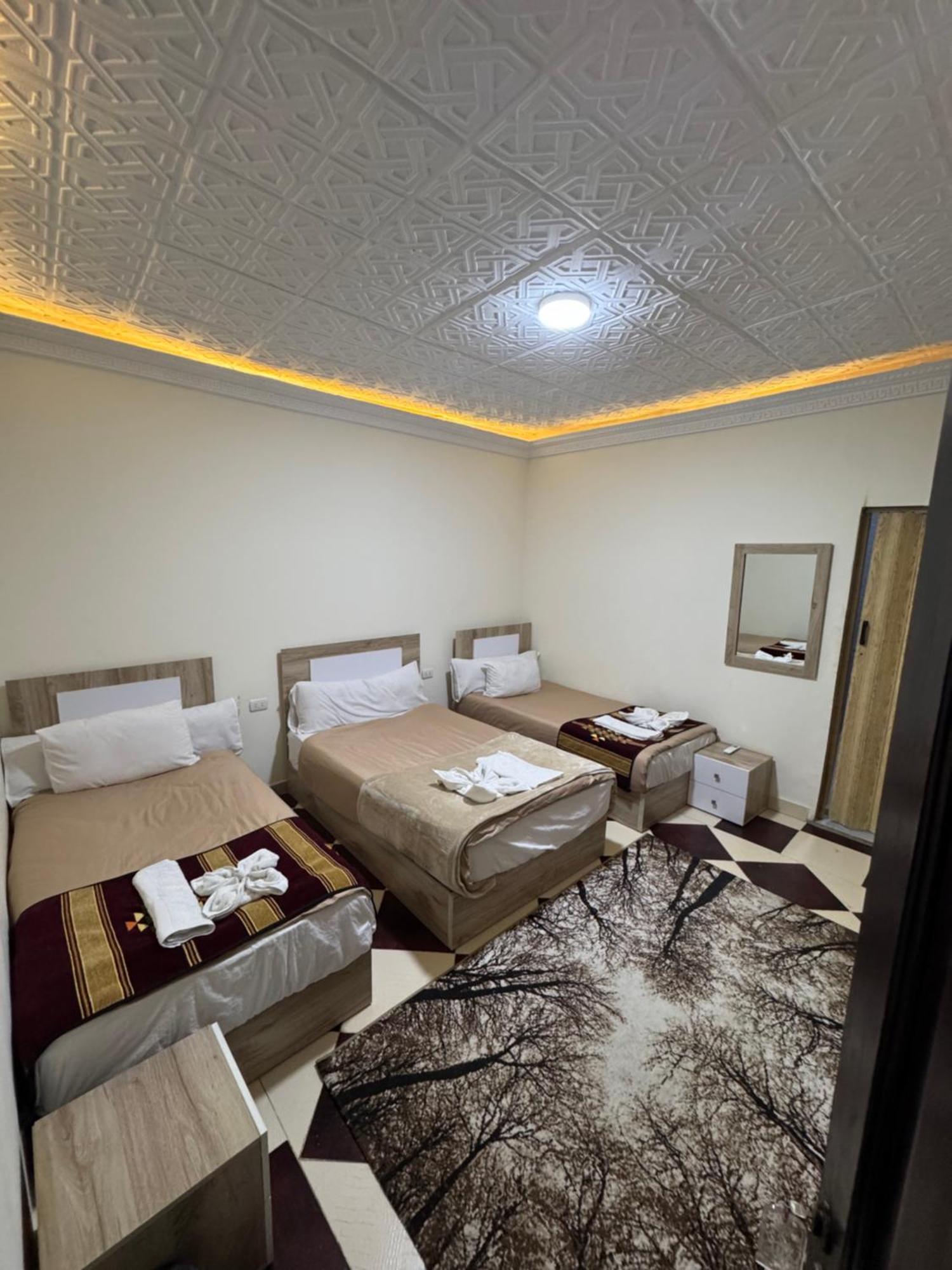 Nefertiti Pyramids View Hotel Cairo Exterior photo